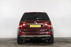 Внедорожник Mercedes-benz M-класс 2009 года, 1919000 рублей, Сургут