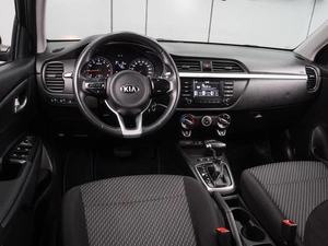 Седан Kia Rio 2019 года, 1334000 рублей, Воронеж