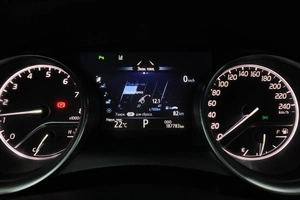 Седан Toyota Camry 2018 года, 2680000 рублей, Курск