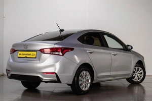 Седан Hyundai Solaris 2018 года, 819000 рублей, Челябинск