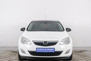 Хетчбэк Opel Astra 2011 года, 699000 рублей, Красноярск