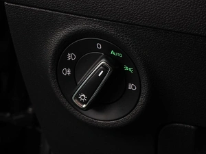Внедорожник Skoda Karoq 2020 года, 2399000 рублей, Воронеж