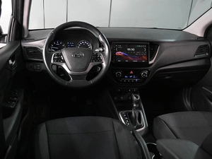 Седан Hyundai Solaris 2019 года, 1549000 рублей, Аксай