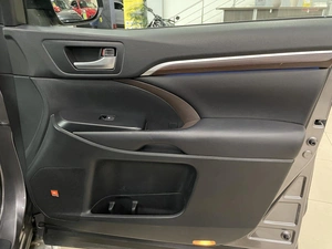 Внедорожник Toyota Highlander 2014 года, 2787000 рублей, Солонцы