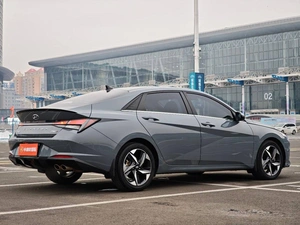 Седан Hyundai Elantra 2022 года, 1575000 рублей, Красноярск