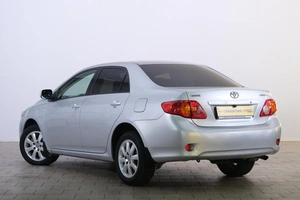 Седан Toyota Corolla 2008 года, 999000 рублей, Омск