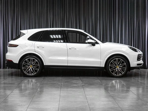 Внедорожник Porsche Cayenne 2021 года, 9626000 рублей, Тюмень