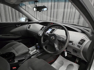 Седан Nissan Primera 2001 года, 350000 рублей, Красноярск