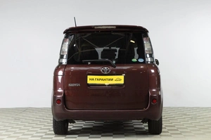 Минивэн Toyota Sienta 2014 года, 819000 рублей, Челябинск