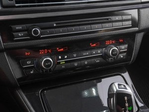 Седан BMW 5 серия 2011 года, 1789000 рублей, Тюмень