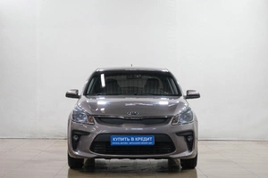 Седан Kia Rio 2019 года, 1449000 рублей, Новокузнецк