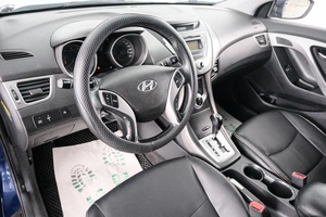 Седан Hyundai Avante 2010 года, 849000 рублей, Красноярск