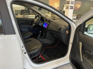 Хэтчбек Renault Sandero 2015 года, 620000 рублей, Орёл