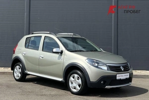Хетчбэк Renault Sandero Stepway 2014 года, 985000 рублей, Солонцы