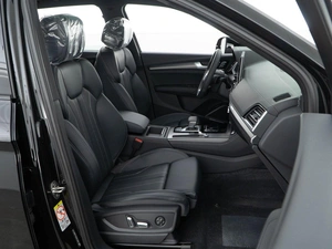 Внедорожник Audi Q5 2025 года, 5799050 рублей, Москва