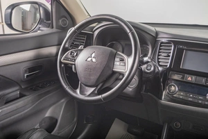 Внедорожник Mitsubishi Outlander 2014 года, 1929000 рублей, Томск