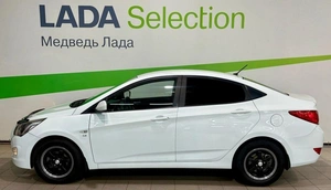 Седан Hyundai Solaris 2015 года, 785000 рублей, Красноярск