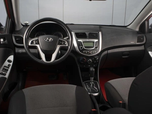 Хетчбэк Hyundai Solaris 2013 года, 1010000 рублей, Омск