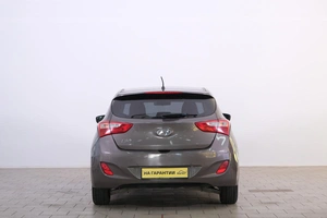 Хетчбэк Hyundai i30 2013 года, 849000 рублей, Омск