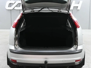 Хетчбэк Ford Focus 2006 года, 579000 рублей, Аксай