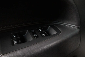 Внедорожник Volkswagen Touareg 2010 года, 1469000 рублей, Сургут