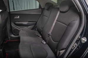 Седан Kia Rio 2014 года, 939000 рублей, Томск