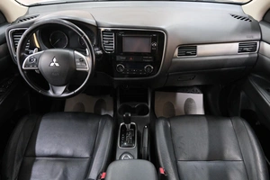 Внедорожник Mitsubishi Outlander 2012 года, 1549000 рублей, Омск