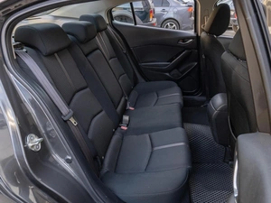 Седан Mazda 3 2018 года, 1549000 рублей, Саратов