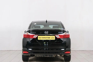 Седан Honda Grace 2015 года, 1079000 рублей, Красноярск