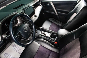 Внедорожник Toyota RAV4 2018 года, 2779000 рублей, Сургут