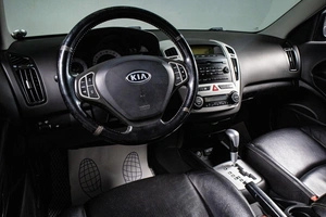 Хетчбэк Kia Ceed 2008 года, 749000 рублей, Сургут