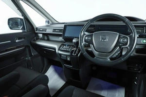 Минивэн Honda Stepwgn Spada 2015 года, 1789000 рублей, Новосибирск