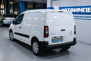 Фургон Citroen Berlingo 2021 года, 1553000 рублей, Солонцы