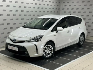 Универсал Toyota Prius Alpha 2017 года, 1690000 рублей, Красноярск