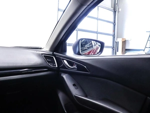 Хетчбэк Mazda 3 2015 года, 1400000 рублей, Красноярск