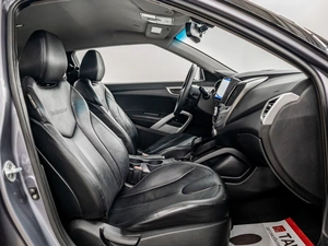 Хетчбэк Hyundai Veloster 2012 года, 999000 рублей, Красноярск