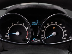 Седан Ford Fiesta 2018 года, 899000 рублей, Тюмень