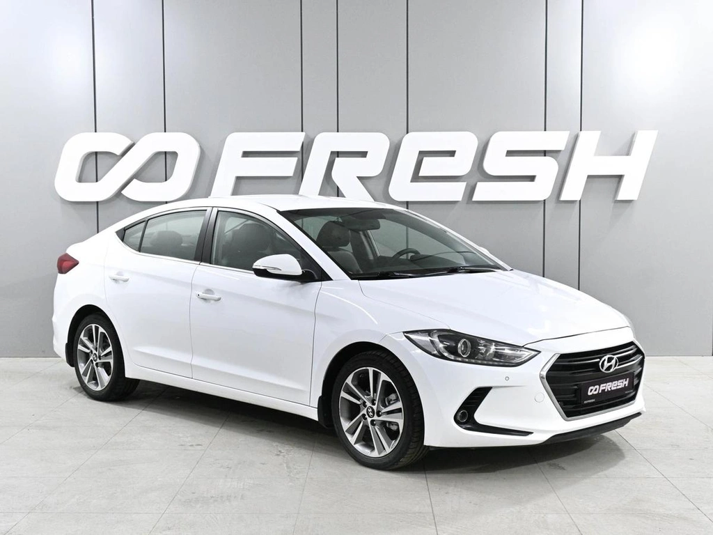 Седан Hyundai Elantra 2018 года, 1649000 рублей, Аксай