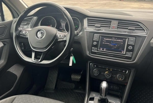 Внедорожник Volkswagen Tiguan 2017 года, 1610000 рублей, Солонцы