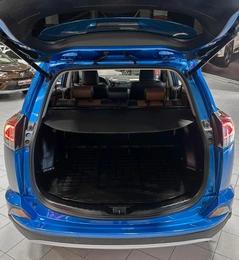 Внедорожник Toyota RAV4 2016 года, 2797000 рублей, Красноярск