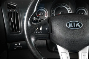 Хетчбэк Kia Ceed 2010 года, 649000 рублей, Тюмень