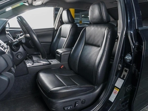 Седан Toyota Camry 2013 года, 1699000 рублей, Сургут