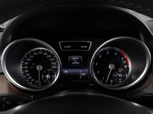 Внедорожник Mercedes-benz M-класс 2014 года, 2699000 рублей, Тюмень