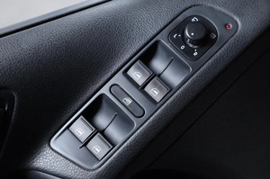 Внедорожник Volkswagen Tiguan 2014 года, 1799000 рублей, Новосибирск