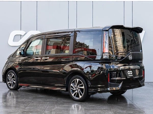 Минивэн Honda Stepwgn Spada 2016 года, 2270000 рублей, Краснодар