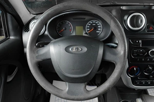 Седан ВАЗ (LADA) Granta 2017 года, 699000 рублей, Тюмень
