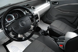 Хетчбэк Chevrolet Lacetti 2009 года, 579000 рублей, Тюмень