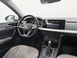 Седан Volkswagen Lavida 2022 года, 2625000 рублей, Орёл