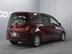 Минивэн Honda Freed 2008 года, 1010000 рублей, Омск