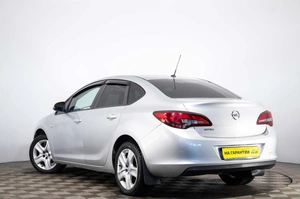 Седан Opel Astra 2012 года, 789000 рублей, Пермь